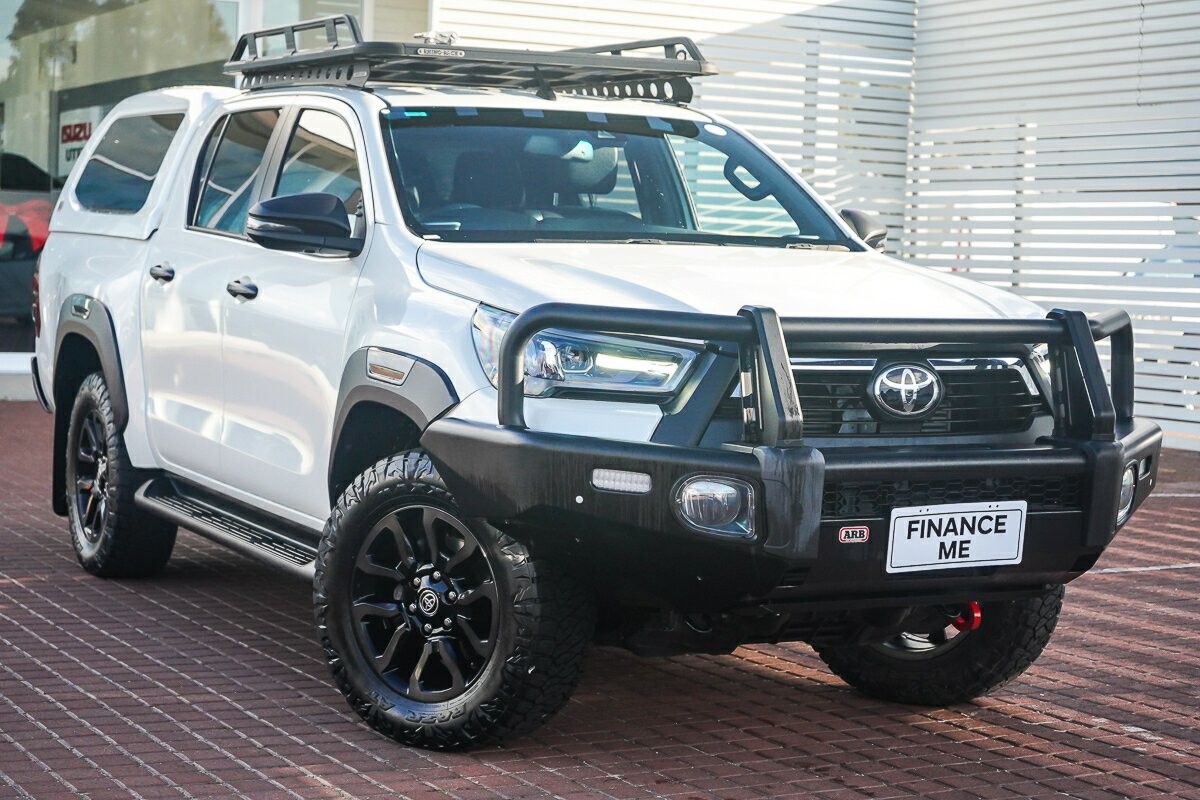 Toyota Hilux image 1