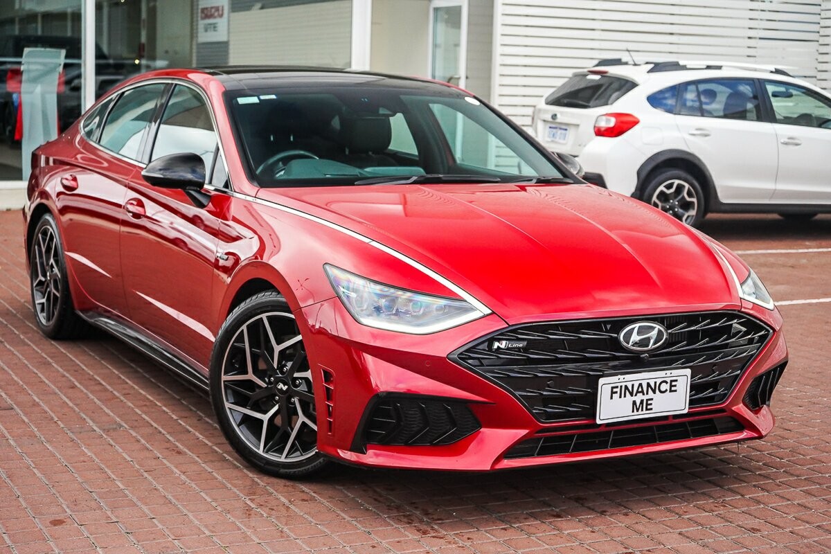 Hyundai Sonata image 1