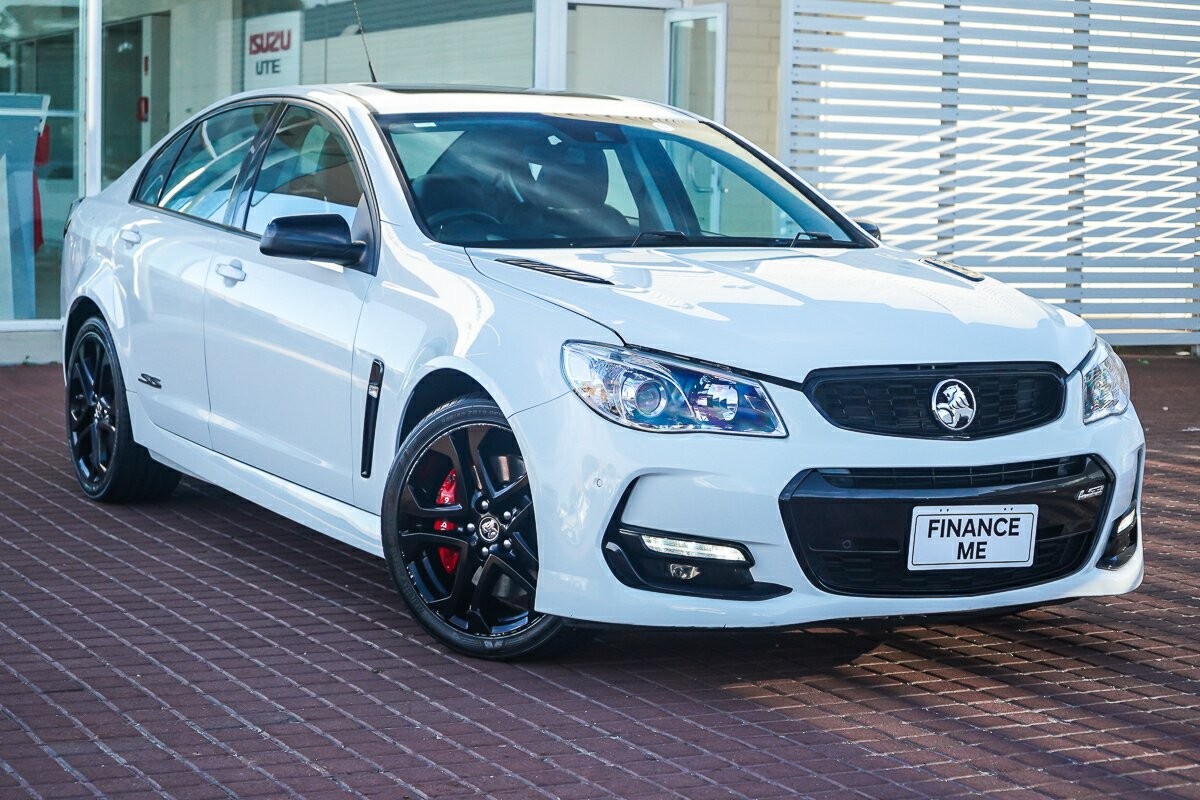 Holden Commodore image 1