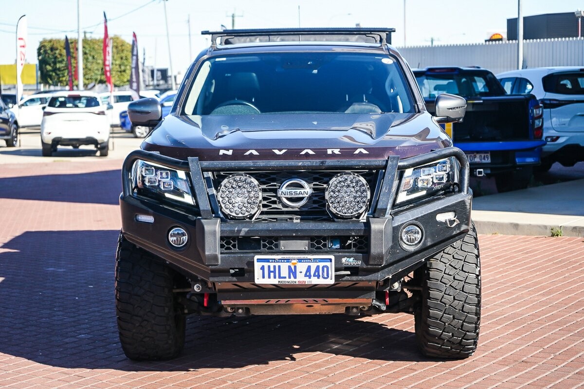 Nissan Navara image 3