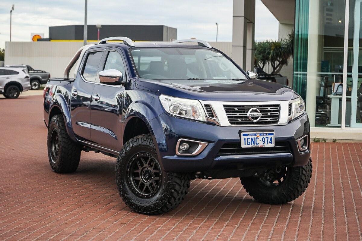 Nissan Navara image 1
