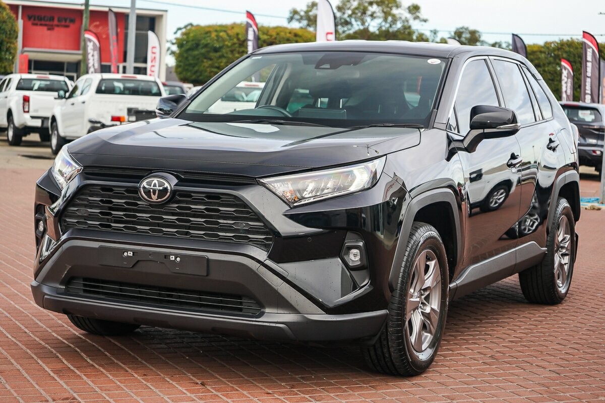 Toyota Rav4 image 4