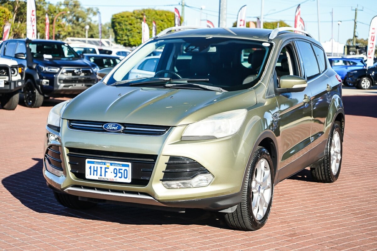 Ford Kuga image 4