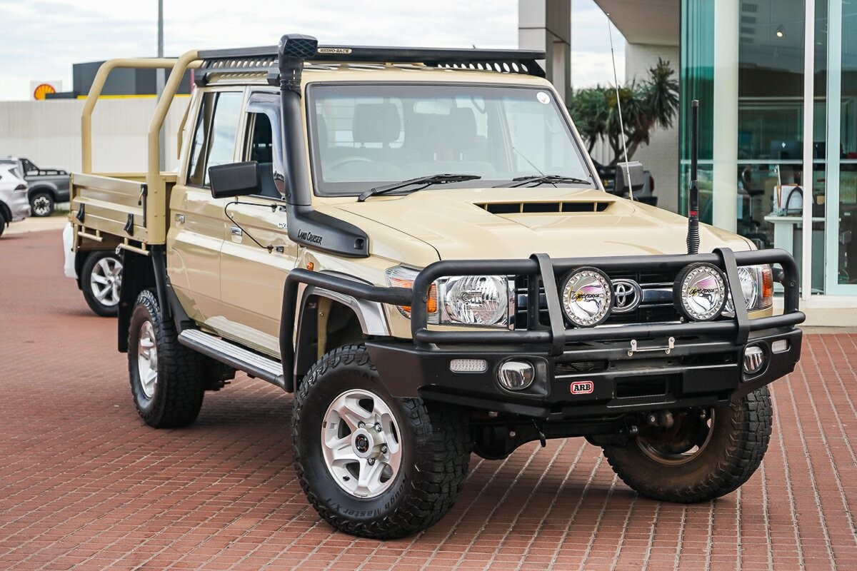 Toyota Landcruiser image 1