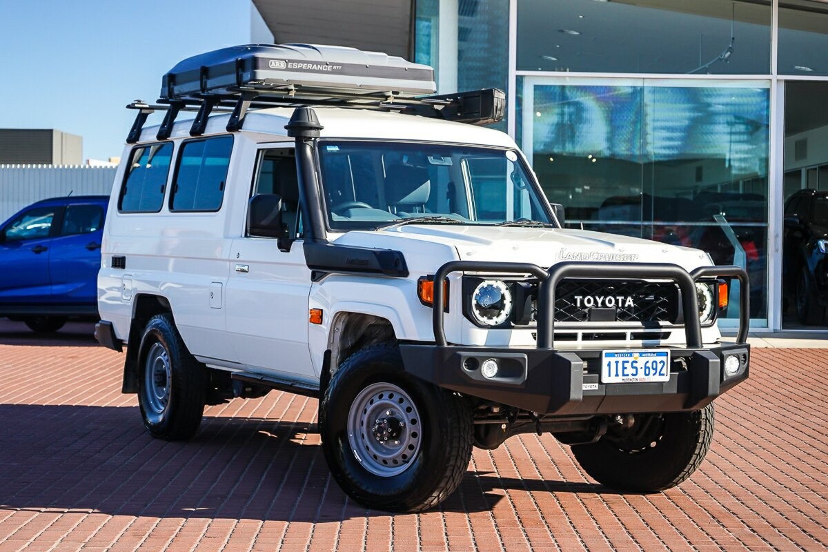Toyota Landcruiser image 1