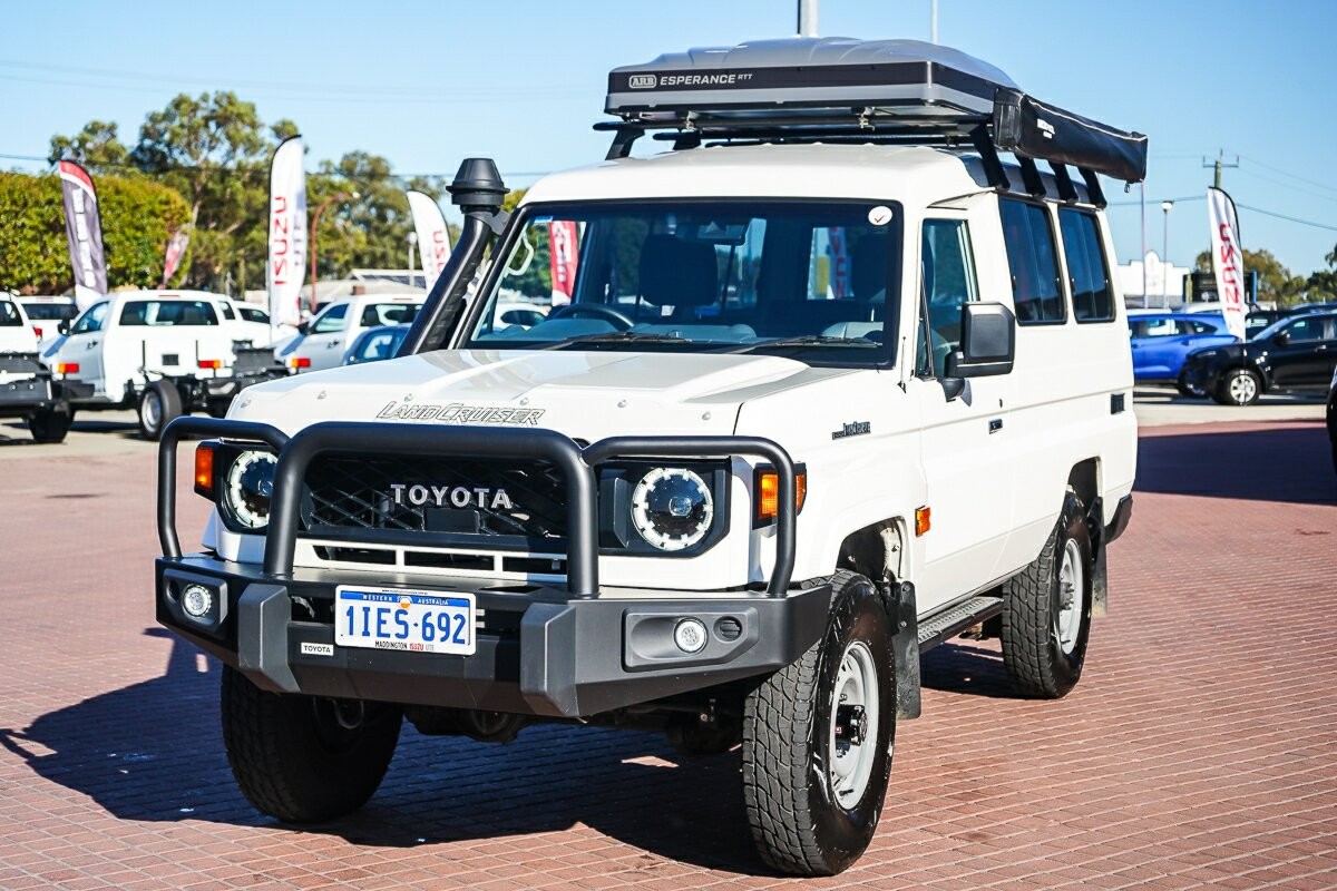 Toyota Landcruiser image 4