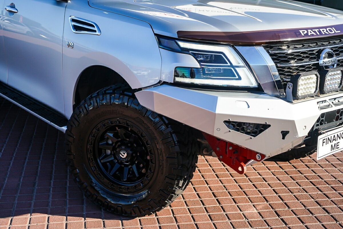 Nissan Patrol image 2