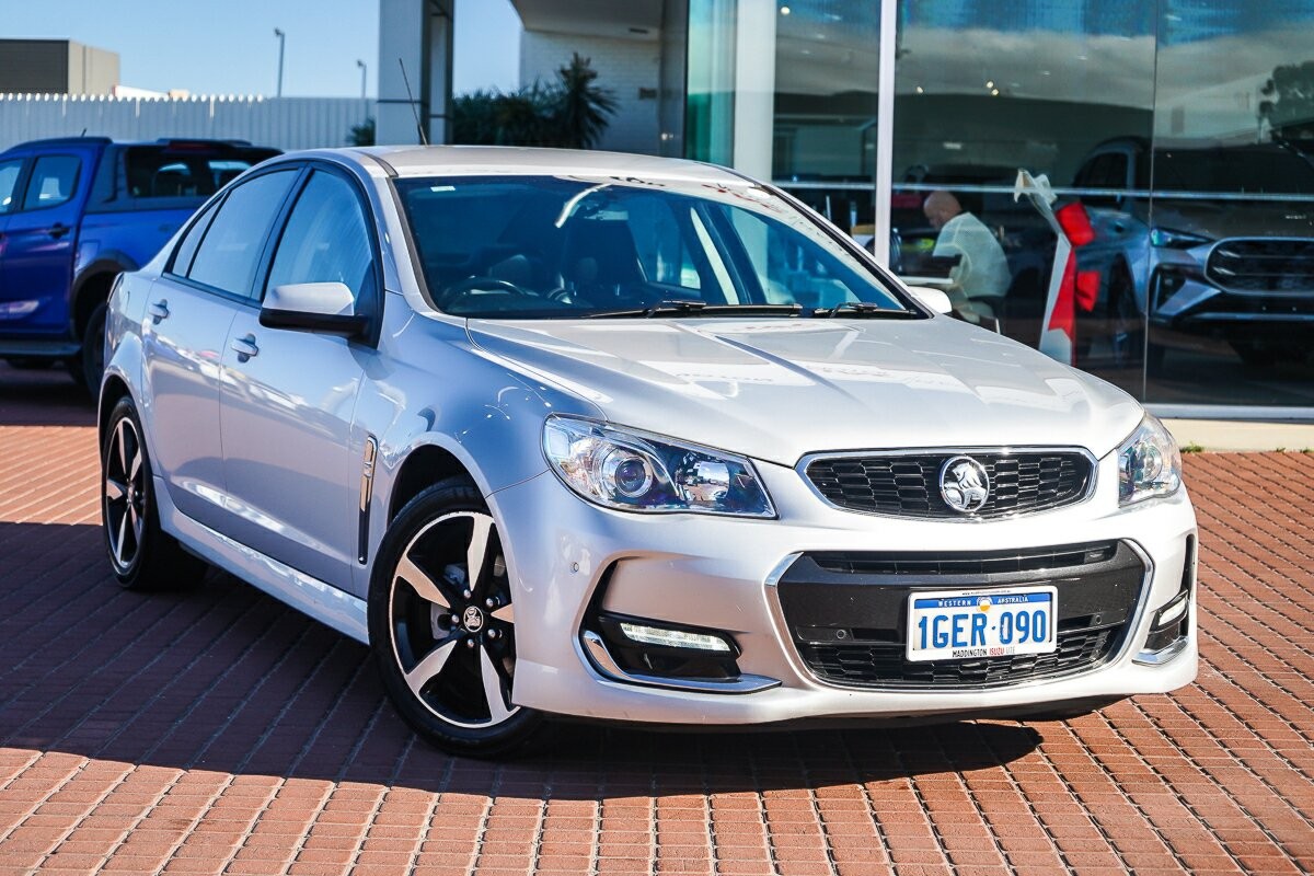 Holden Commodore image 1