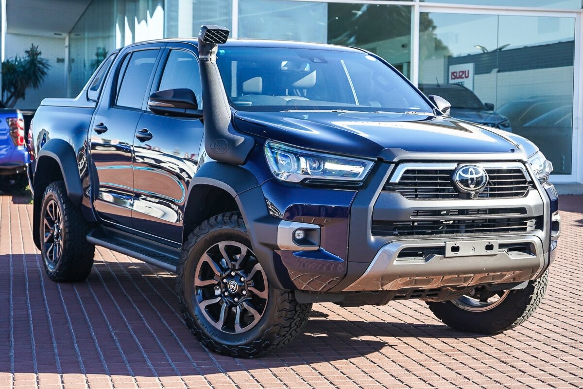 Toyota Hilux image 1
