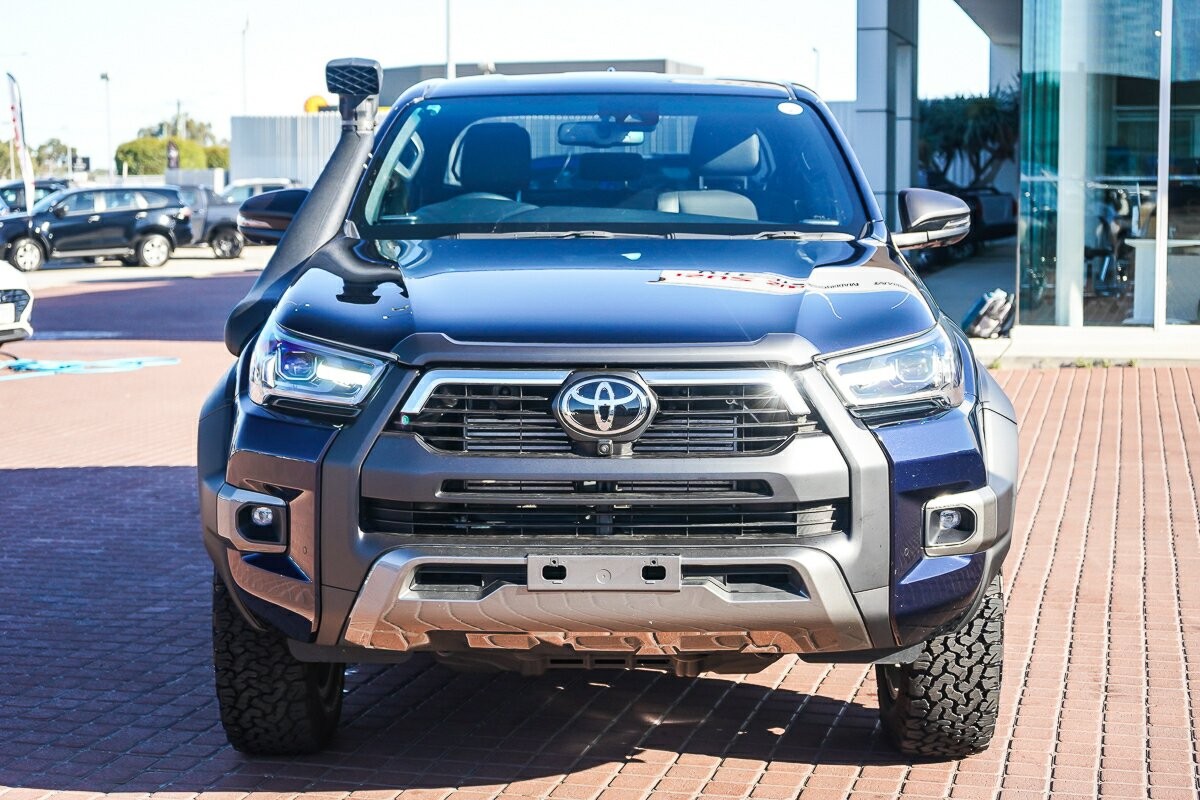 Toyota Hilux image 3