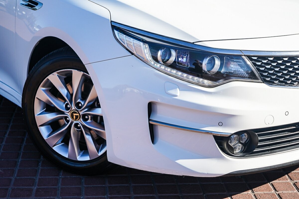 Kia Optima image 2