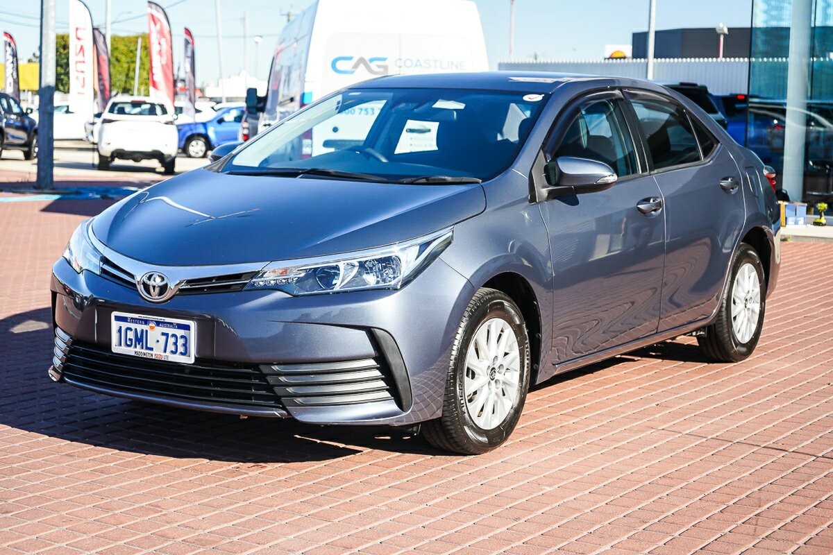 Toyota Corolla image 4