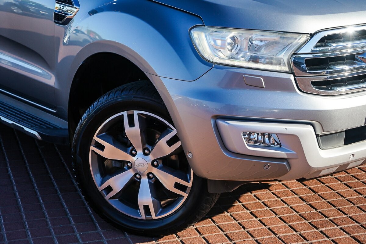 Ford Everest image 2