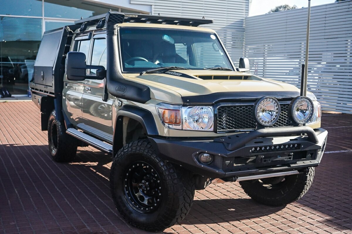 Toyota Landcruiser image 1