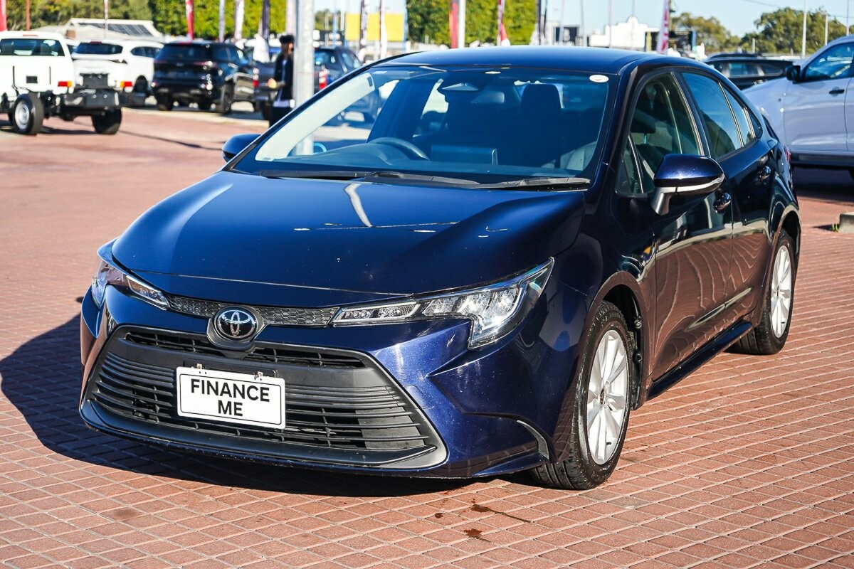 Toyota Corolla image 4