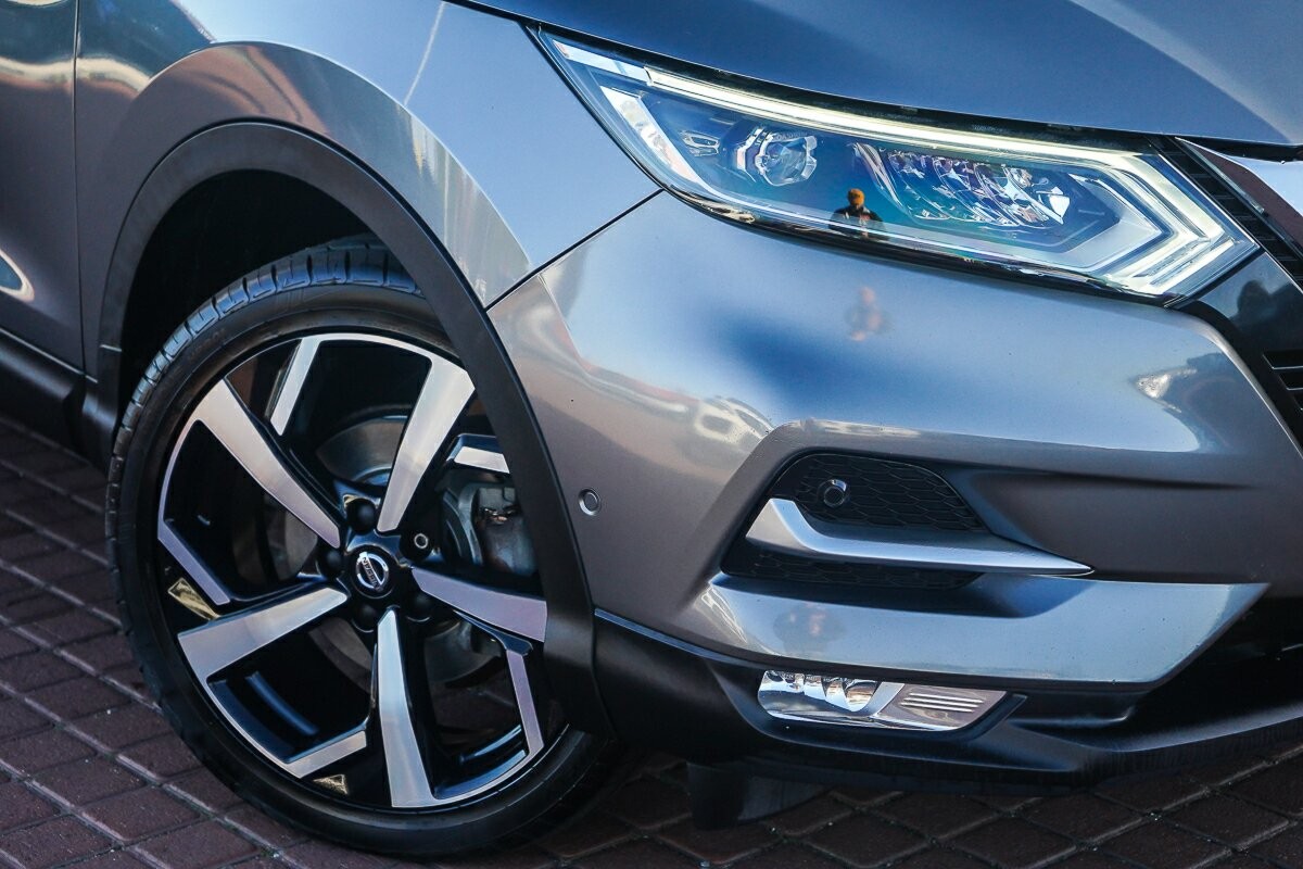 Nissan Qashqai image 2