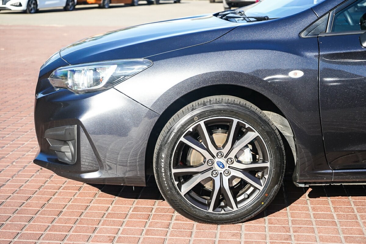 Subaru Impreza image 2