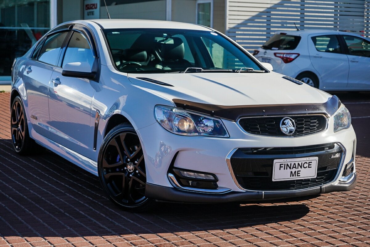 Holden Commodore image 1