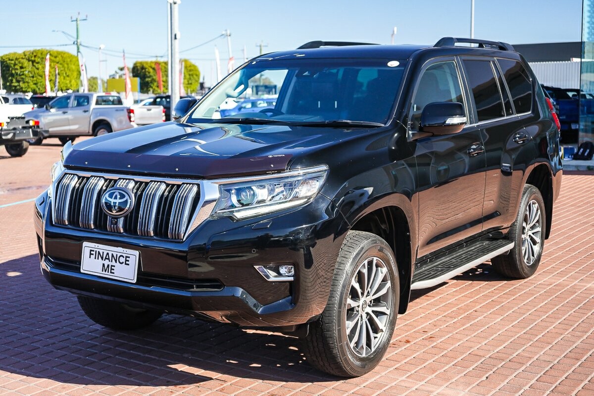 Toyota Landcruiser Prado image 4
