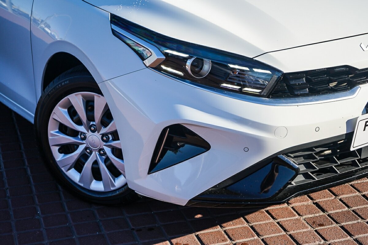 Kia Cerato image 2