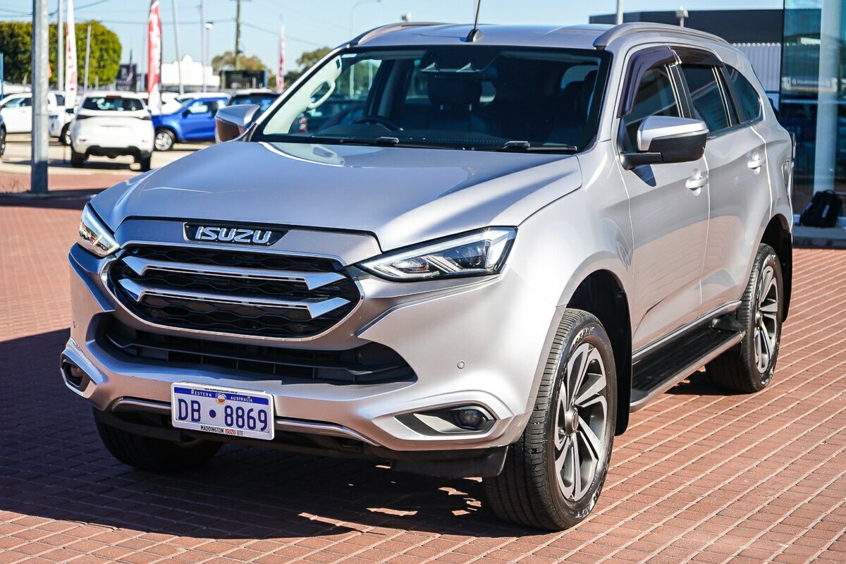 Isuzu Mu-x image 4