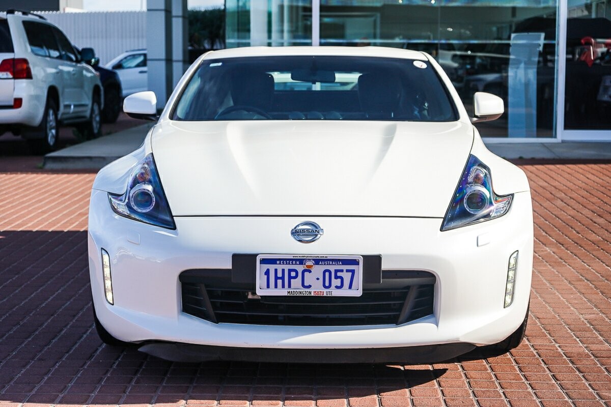 Nissan 370z image 3