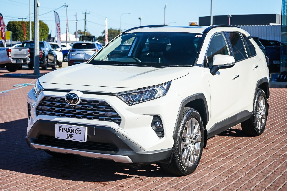 Toyota Rav4 image 4