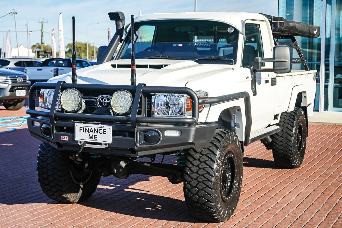Toyota Landcruiser image 4