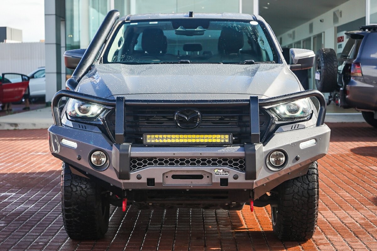 Mazda Bt-50 image 3
