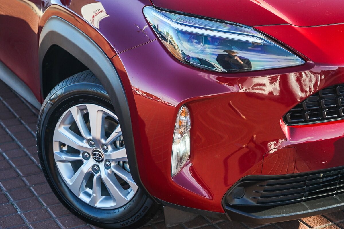 Toyota Yaris Cross image 2
