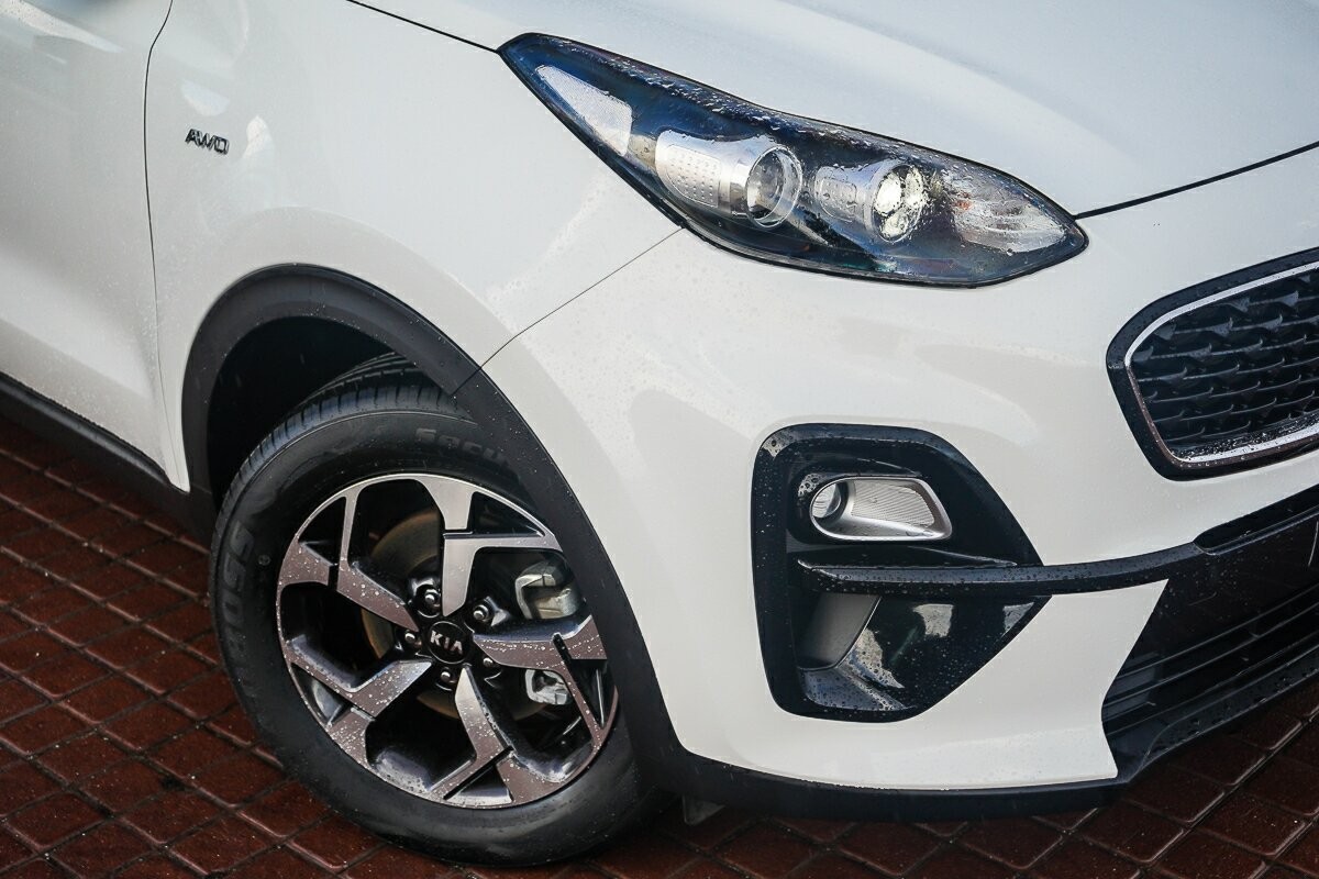 Kia Sportage image 2