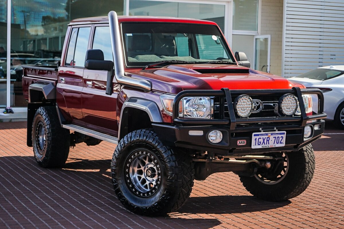 Toyota Landcruiser image 1