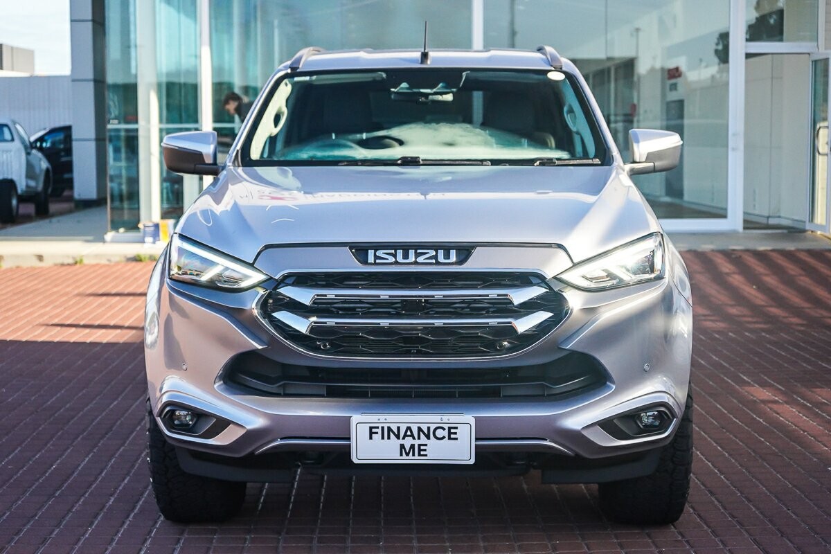 Isuzu Mu-x image 3