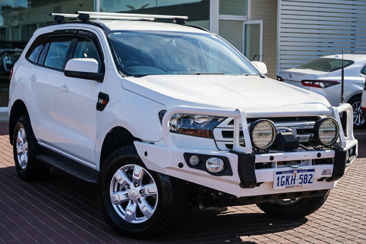Ford Everest image 1