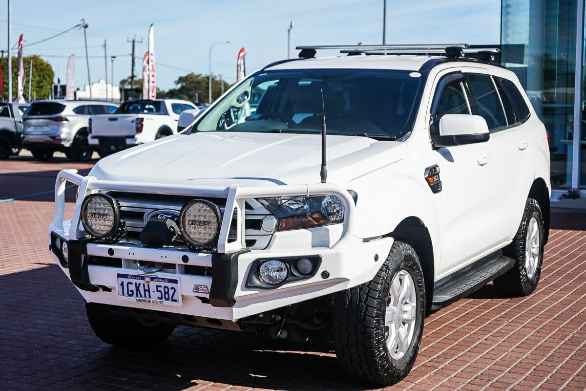 Ford Everest image 4