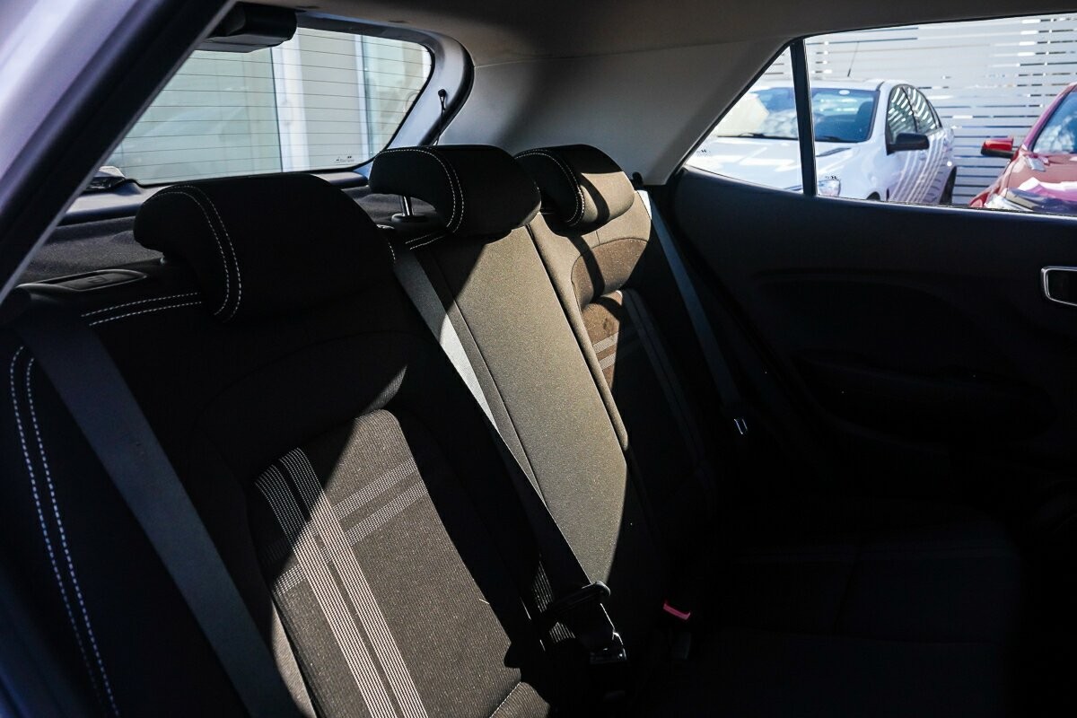 Hyundai Venue image 4