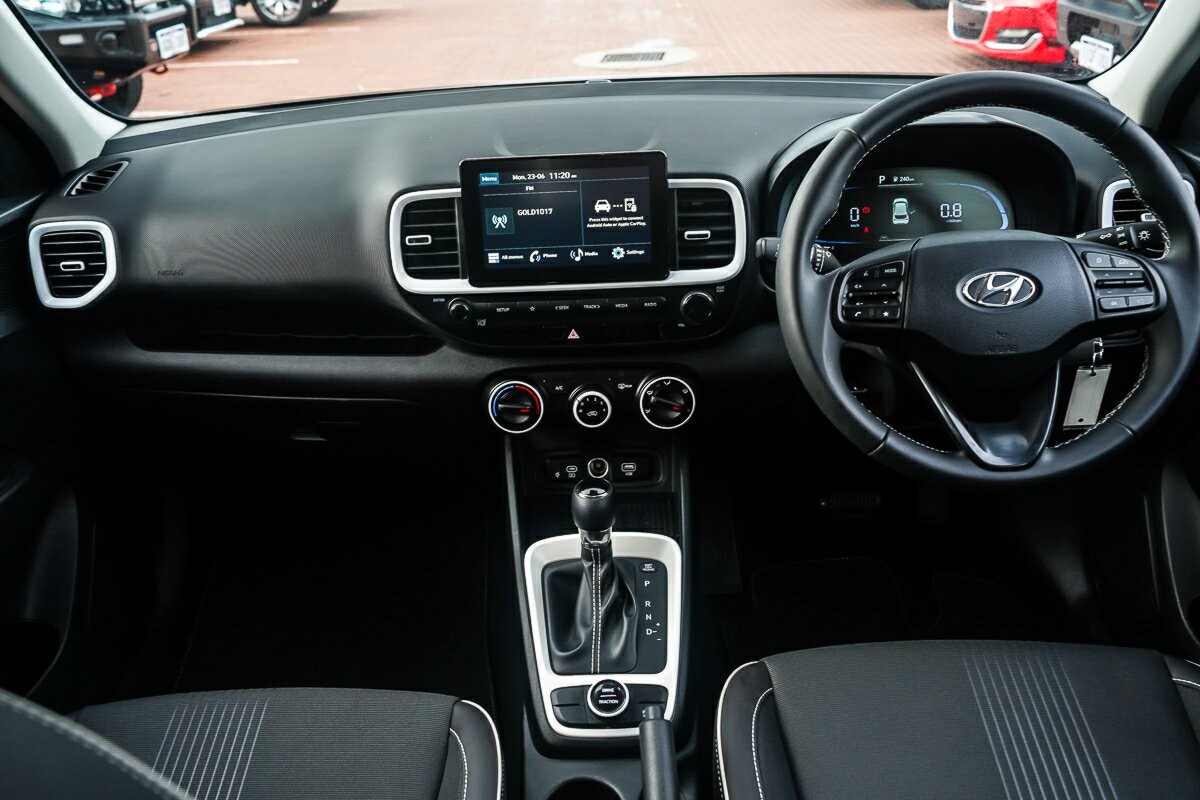Hyundai Venue image 4