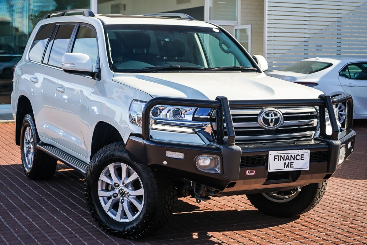 Toyota Landcruiser image 1