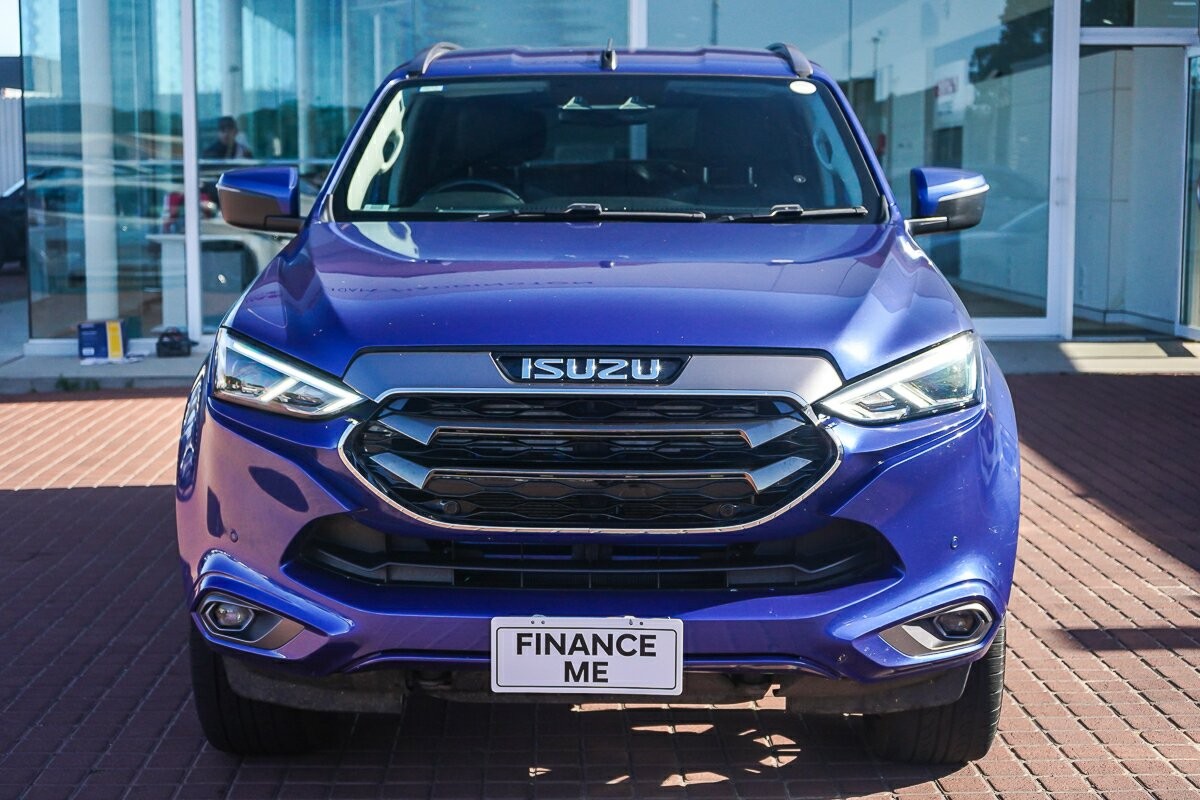 Isuzu Mu-x image 3