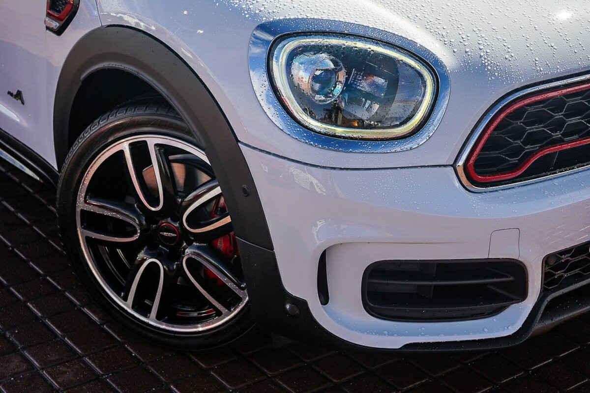 Mini Countryman image 2