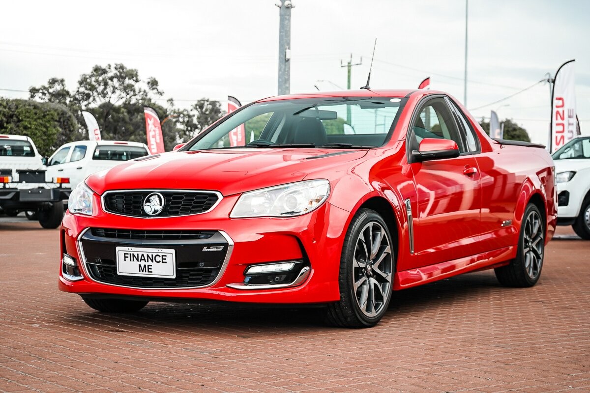 Holden Commodore image 4