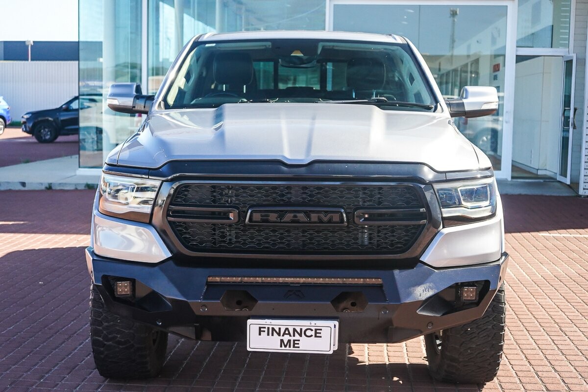 Ram 1500 image 3