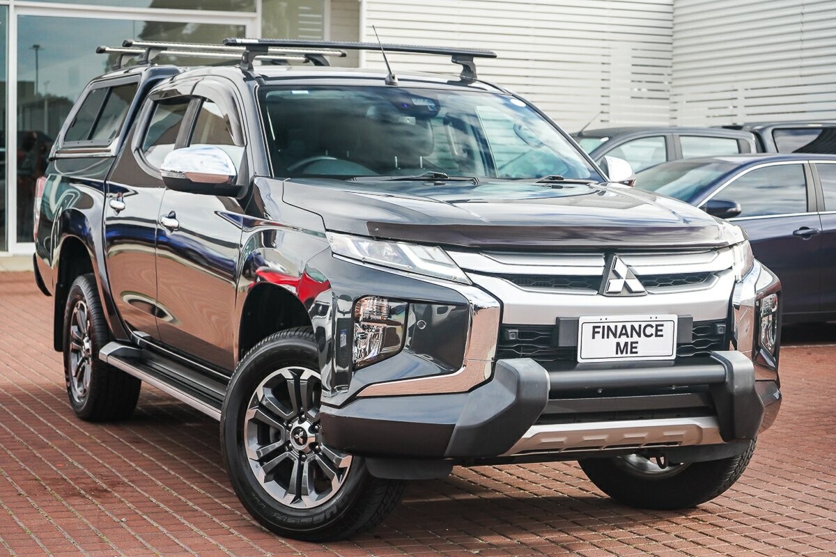 Mitsubishi Triton image 1