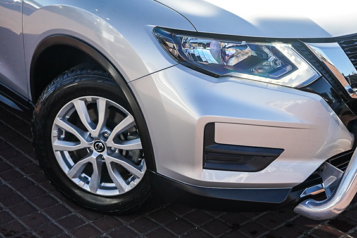 Nissan X-trail image 2