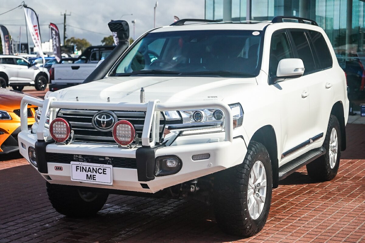 Toyota Landcruiser image 4