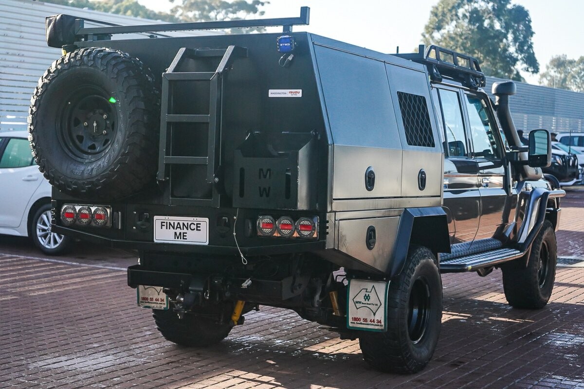 Toyota Landcruiser image 4