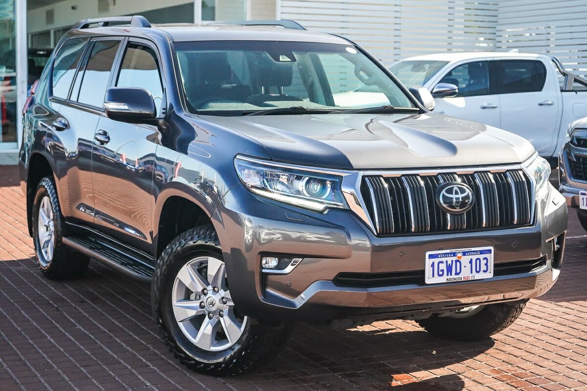 Toyota Landcruiser Prado image 1
