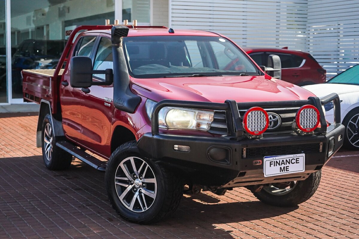 Toyota Hilux image 1
