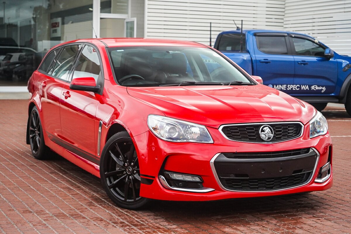 Holden Commodore image 1