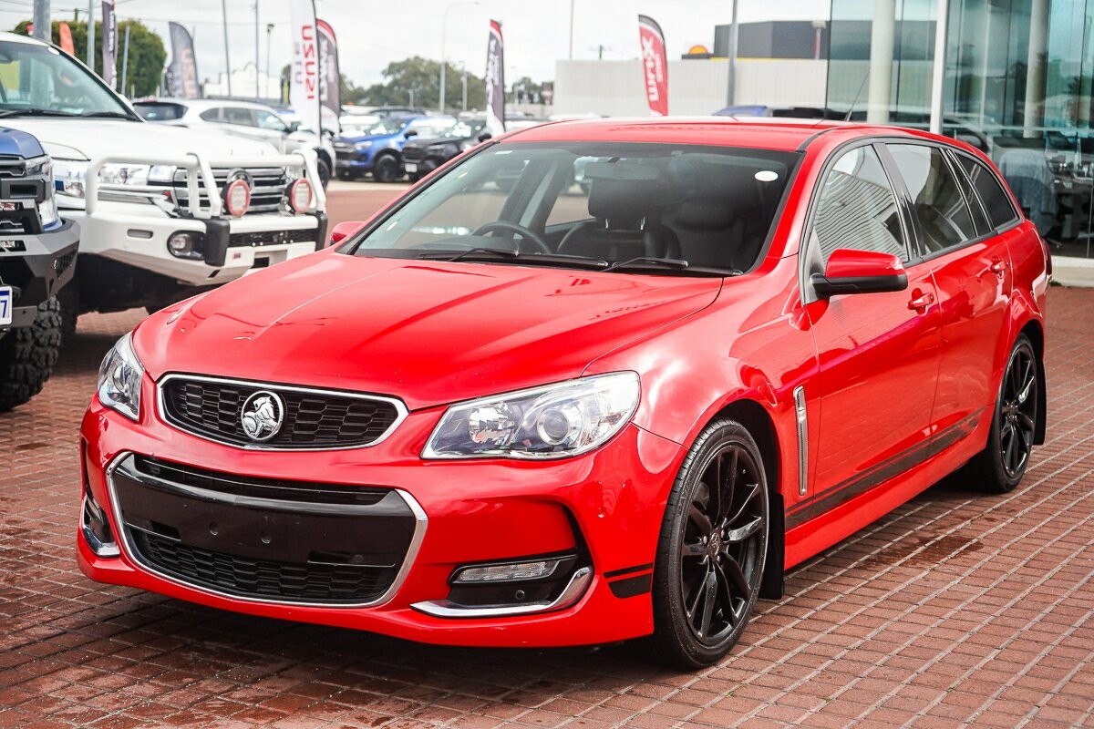 Holden Commodore image 4
